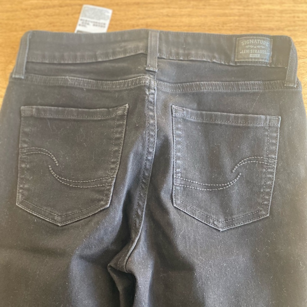 Levi’s Signature Totally Shaping Gold Straight Jeans Black Women’s 2 Long Prelo - Picture 7 of 8